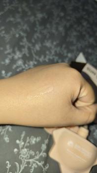 Product Review of Hikari Skin Tinted sunscreen sunscreen Skin Tint spf 50 broad spectrum from C**o 2