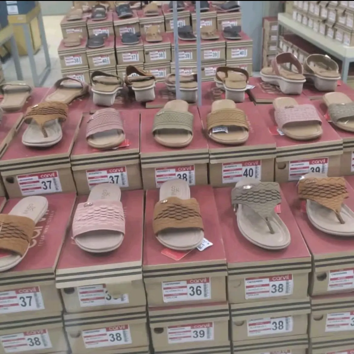 SANDAL PRIA DAN WANITA KEREN