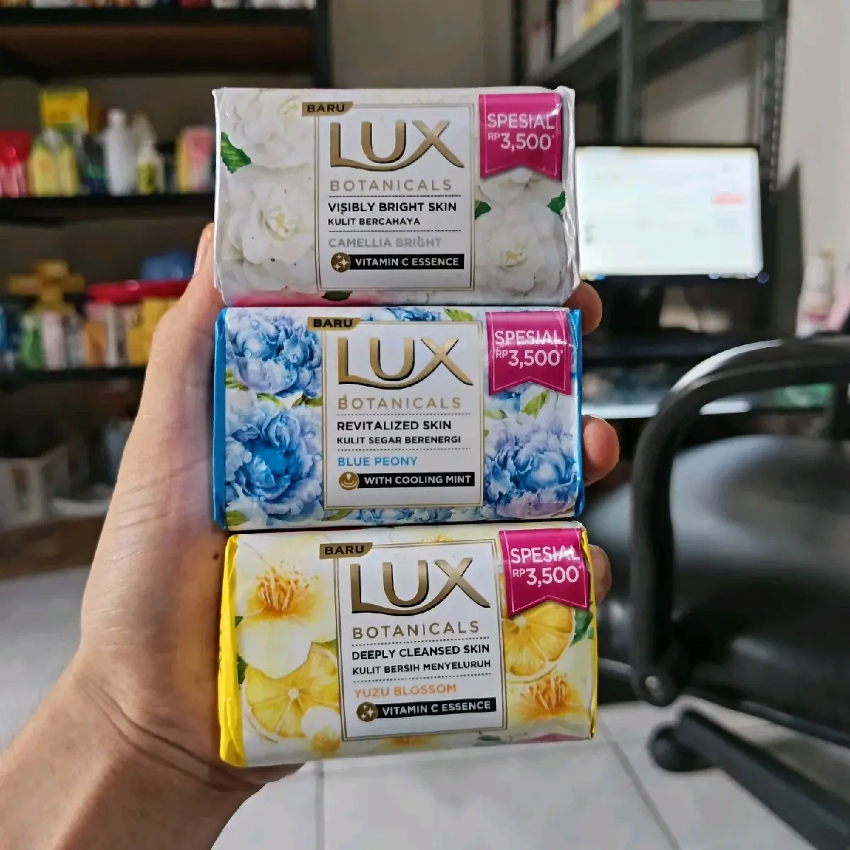 Sabun Mandi Lux 3pcs Warna Rendem 75g  - Soap