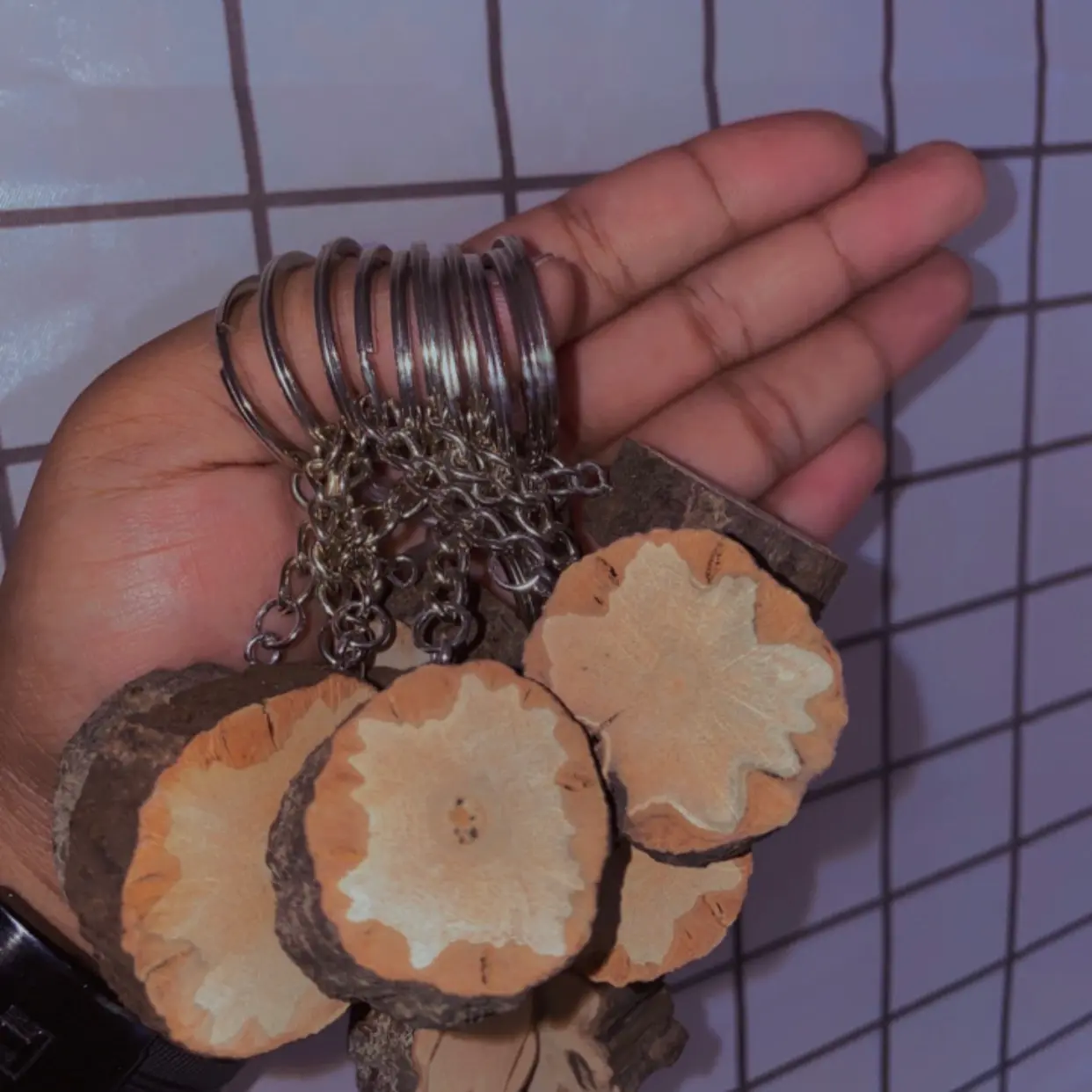 Larak Salah Keychain (Unik)
