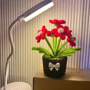 MINIGIFT Bunga pot kawat bulu | Bunga Daisy merah | Ide hadiah ulang tahun | Hadiah untuk cewe | Hiasan meja | Pipe cleaner | Bunga hiasan | gift ideas | Hiasan dasbord mobil | Hadiah kenang-kenangan | Kado sempro | lampu tidur