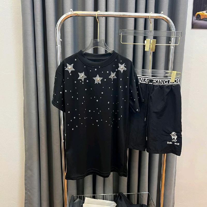 Bộ cộc áo thun kim tuyến đính sao phối quần sooc gió 1 lớp thêu cao bồi chất dành cho nam nữ