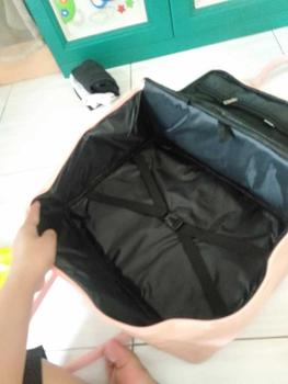 Product Review of DEVILA LUXURY NUDE PINK BOXES WATERPROOF TRAVEL BAG MEDIUM SIZE - Tas Koper Motif Kotak Mewah Murah Perempuan Mudik from y** 1