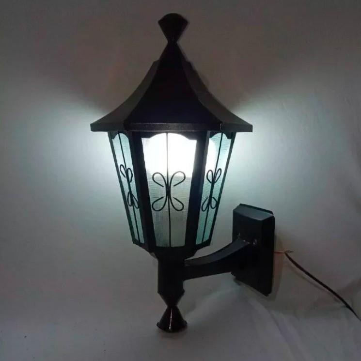 Lampu hias dinding tempel 0