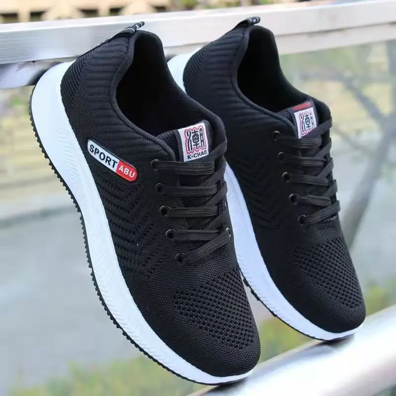 Nuevos zapatos deportivos casuales de moda para hombres, zapatos de tenis para hombres livianos y cómodos, zapatos para correr con cordones antideslizantes y que absorben los golpes, diseño superior de malla transpirable con bloqueo de color. - Foto 7