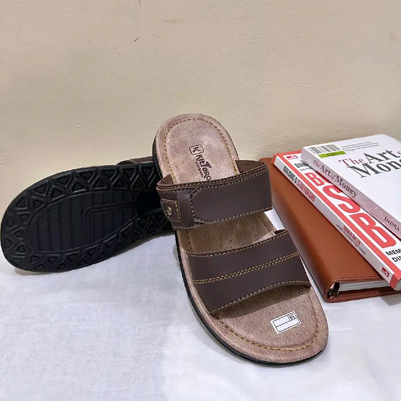 Sandal Tasik Pria Modern Model Slip On Elegan Anti Slip 1