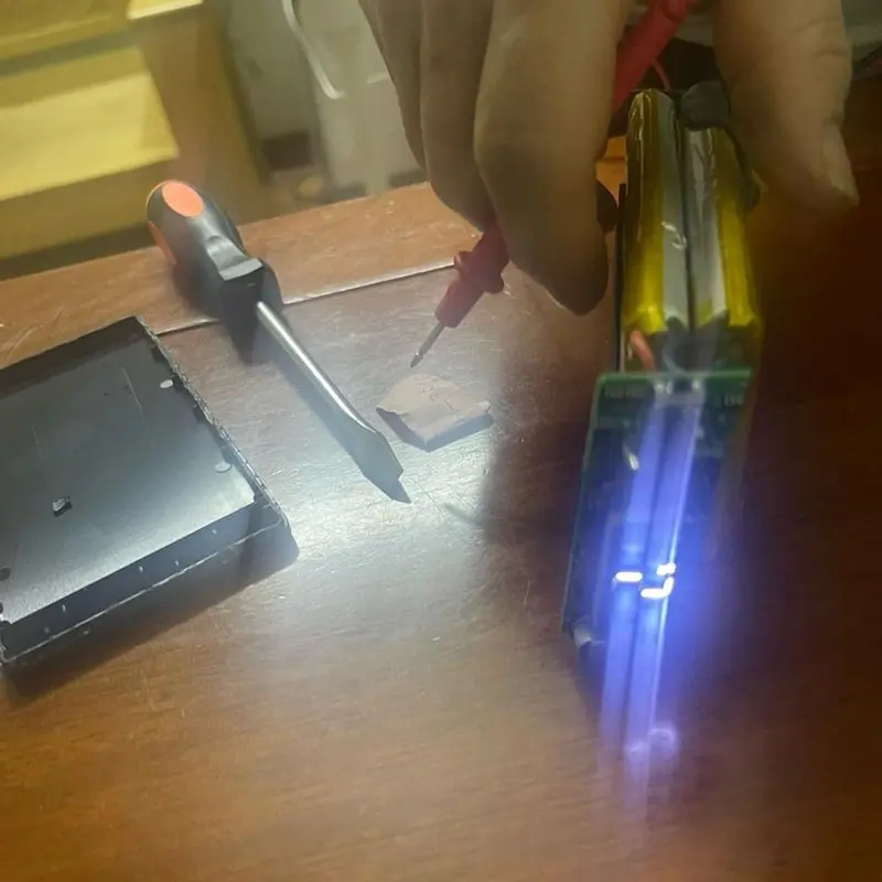 Bộ Phụ Kiện Pin Áo Điều Hoà 25V 98000mah 1