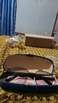 Product Review of KACAMATA DUA FUNGSI UNTUK BACA DAN JALAN KACAMATA PLUS +1.00 SAMPAI +3.00 LENSA HITAM TRANSPARAN ANTI SILAU BONUS BOX DAN LAP from H**i 0