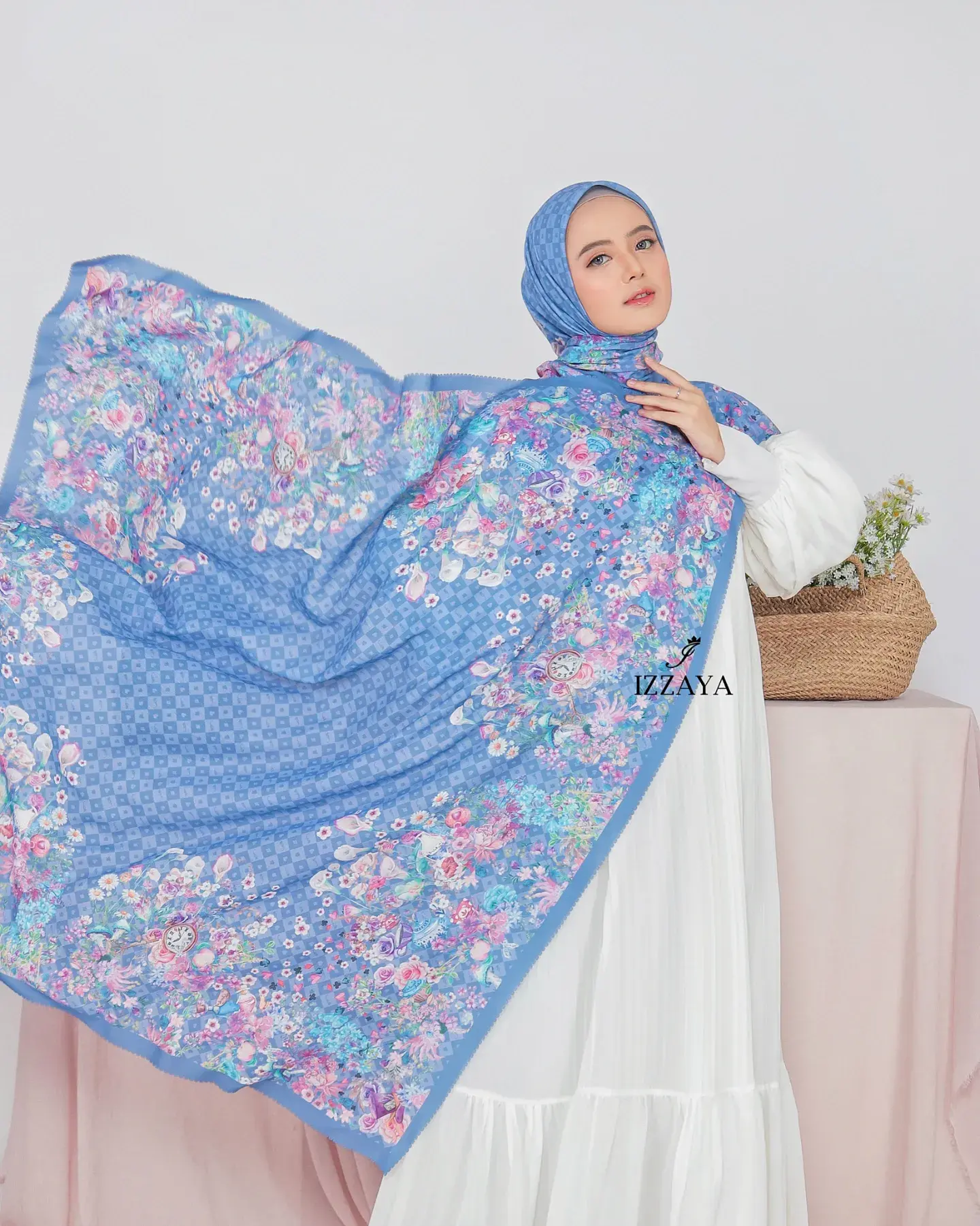 Hijab motif segiempat ALICE SERIES Voal Ultrafine