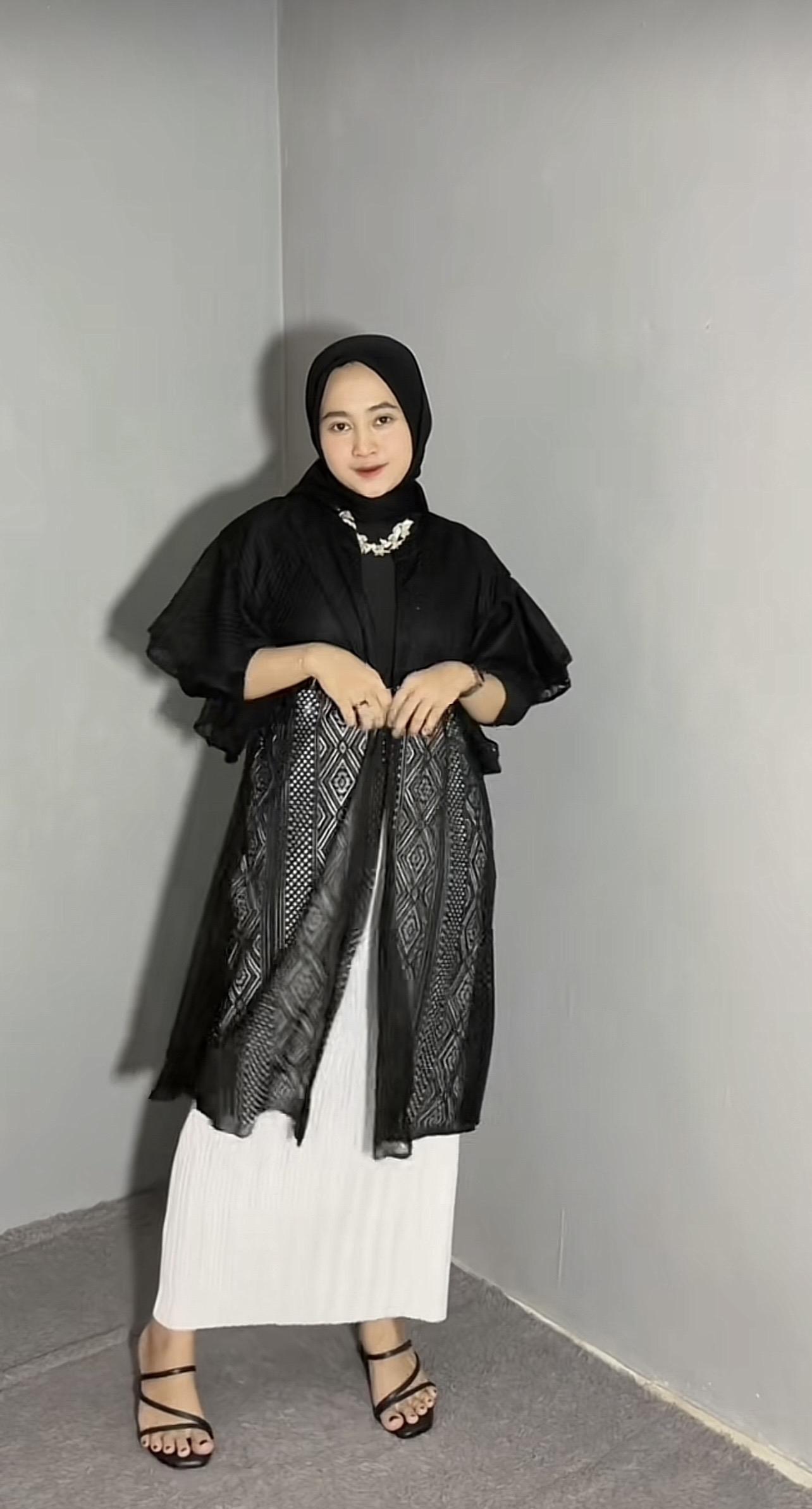 MALLIKA OUTER BRUKAT LENGAN RUFFLE KONDANGAN Muslim Wanita Cardigan Dress Panjang Hitam Kardigan lebaran