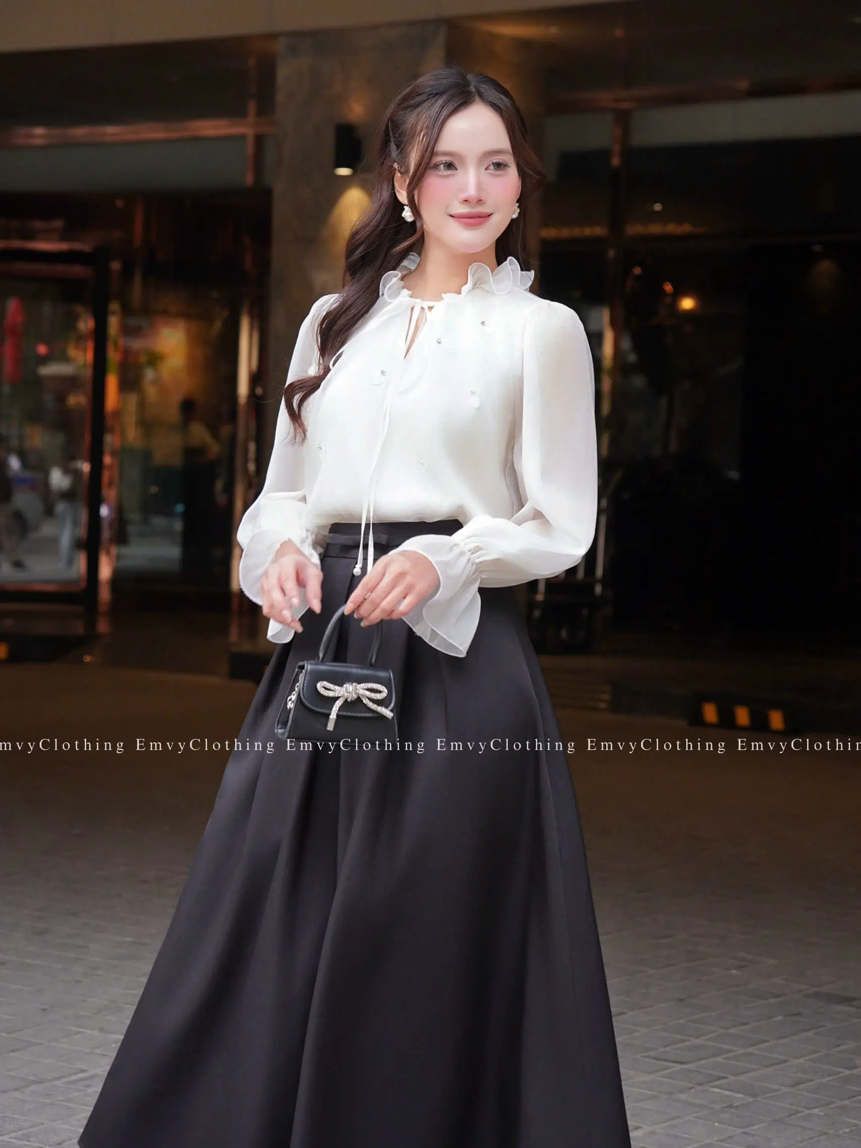 [Deal Mở Bán] Áo sơ mi nữ thiết kế cổ bèo tiểu thư sang chảnh phối chân váy dài thanh lịch Emvy Clothing EV132 | BigBuy360 - bigbuy360.vn