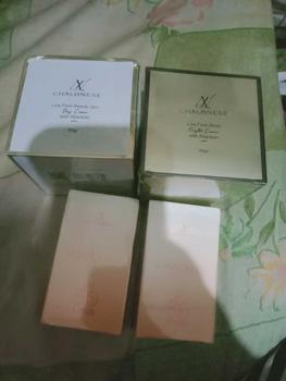 Product Review of CHALONESE Paket Skincare Sunscreen Cream Moisturizer BPOM ( Sunscreen SPF 50Pa+++ + Day & NIght Cream) Pelembab Wajah Anti-UV Facial Hitam from M**o 0