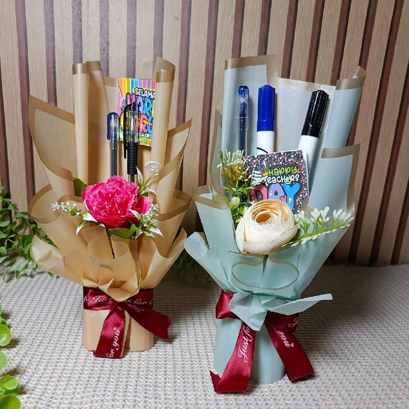 Stationary Bouquet For Teacher'S Day / Bouquet Alatulis untuk Hadiah ...