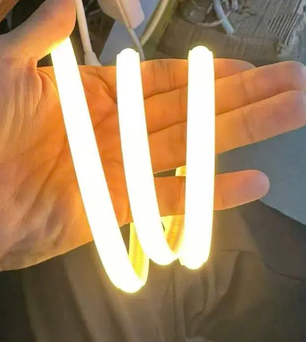 Đèn LED dán điện Cob tiện lợi không cần đổi nguồn, trang trí đa dạng kệ, bắt trần, decor phòng ngủ ( Tặng Nguồn )