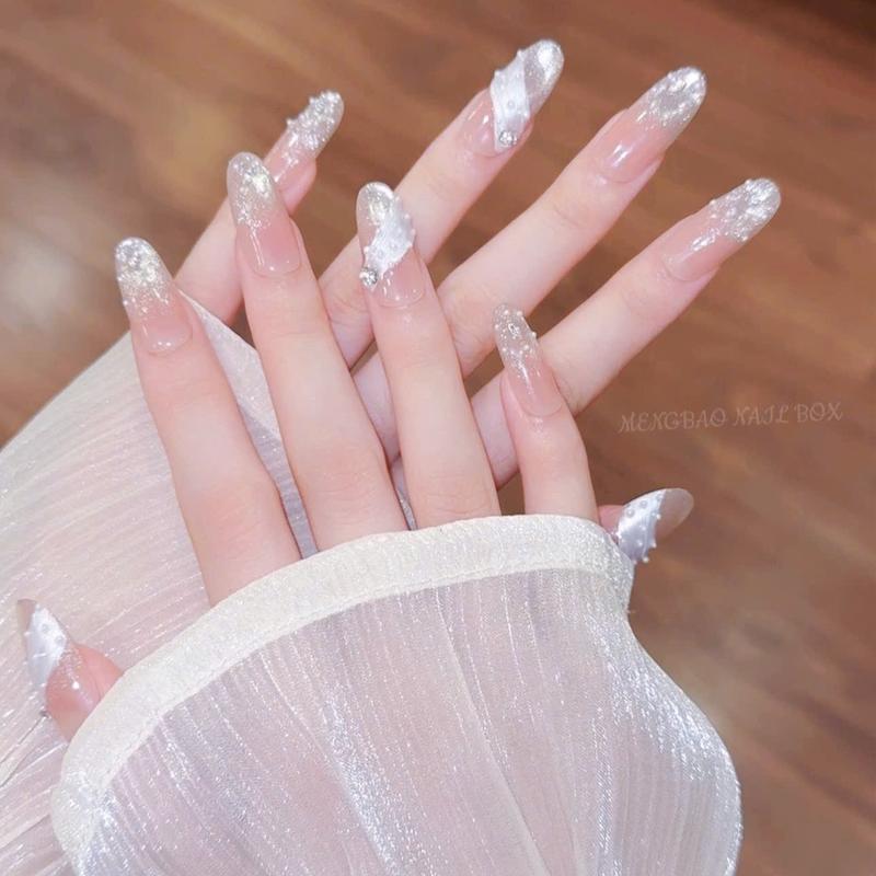 Mã B101-102 Nail Box Móng Tay Giả Màu Hồng Đào Mắt Mèo Họa Tiết Đính Ngọc Trai Màu Trắng Bộ Móng Tròn Ngắn Tròn Nhỡ Đơn Giản Trẻ Trung Lấp Lánh Xinh Xắn Lung Linh Sang Trọng Đi Tiệc Đi Chơi Chụp Kỷ Yếu