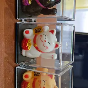 Solar Dashboard Mobil Terbaik Berkualitas Pejangan Kucing Hoki Kucing Hoki Pajangan Mobil Tangan Gemetar Yang Lucu Memberi Isyarat Pada Kerajinan Ornamen Mobil Surya Kucing