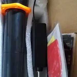 Mikrofon Nirkabel Portabel dengan Penerima Isian Ulang Mikrofon Handheld Profesional Remote Reception Multipurpose - Hitam/Emas - Black Mic Microphone Wireless Handphone