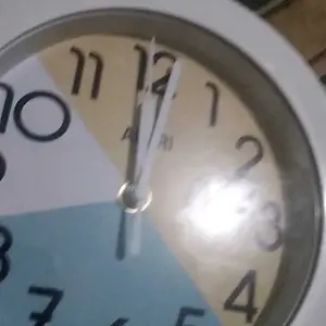 Jam Dinding Analog Minimalis Hiasan Kamar Minimalis Murah Besar AL1210-805 Abu Lucu