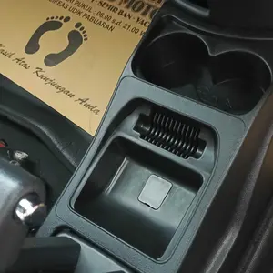 Consolbox mobil Calya Sigra
