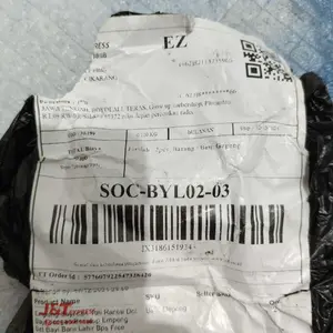 Empeng Bayi dan Tali Rantai Dot Bayi dengan Penutup Empeng Set Bayi Baru Lahir Bpa Free Empeng Bayi Baru lahir Lembut