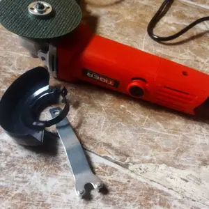 MESIN GERINDA LISTRIK 4 INCH TIGER A6 MESIN SELEPAN GURINDA