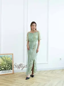 SAFFIYA-Dress Clarissa | Dress Mewah – Kondangan Dress & Gaun Velvet Satin, Pesta, Gereja, Natal