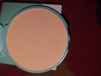 Product Review of WARDAH Everyday Luminous Two Way Cake Refill - Bedak Dengan Hasil Matte Yang Halus Ringan Dengan Kandungan Vit E - Oil Control dengan Hasil Akhir Natural - Makeup from 🧚**️ 2