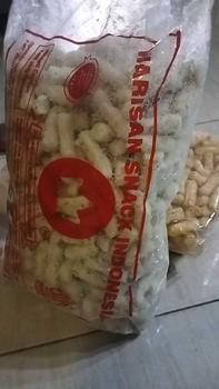 Product Review of (1/2 Ball) KERUPUK STIK IKAN TONGKOL WARISAN SNACK INDONESIA (500gr),   makanan Kering Krupuk Cemilan Murah halal pedas daun jeruk Food Keripik from P**i 2** 0