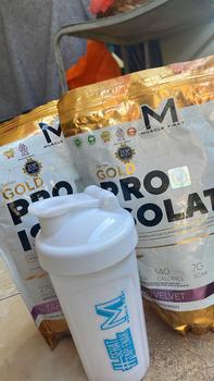 Product Review of M1 Muscle First Gold Pro Isolate 2 lbs (900gr) / Musclefirst Whey Protein 2lbs 2 lb BPOM Halal from M**o 0
