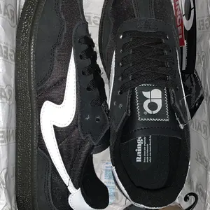 RAINGEL - Sepatu Lokal - FORT - Black white