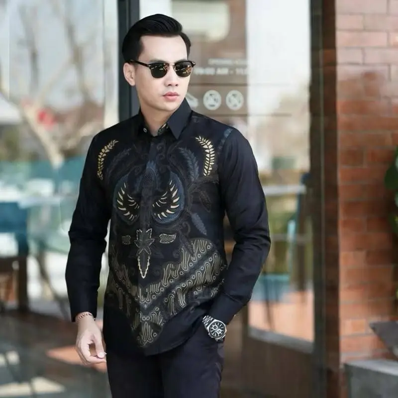 Kemeja batik pria slimfit lengan panjang Slim-fitting Katun Baju Katun