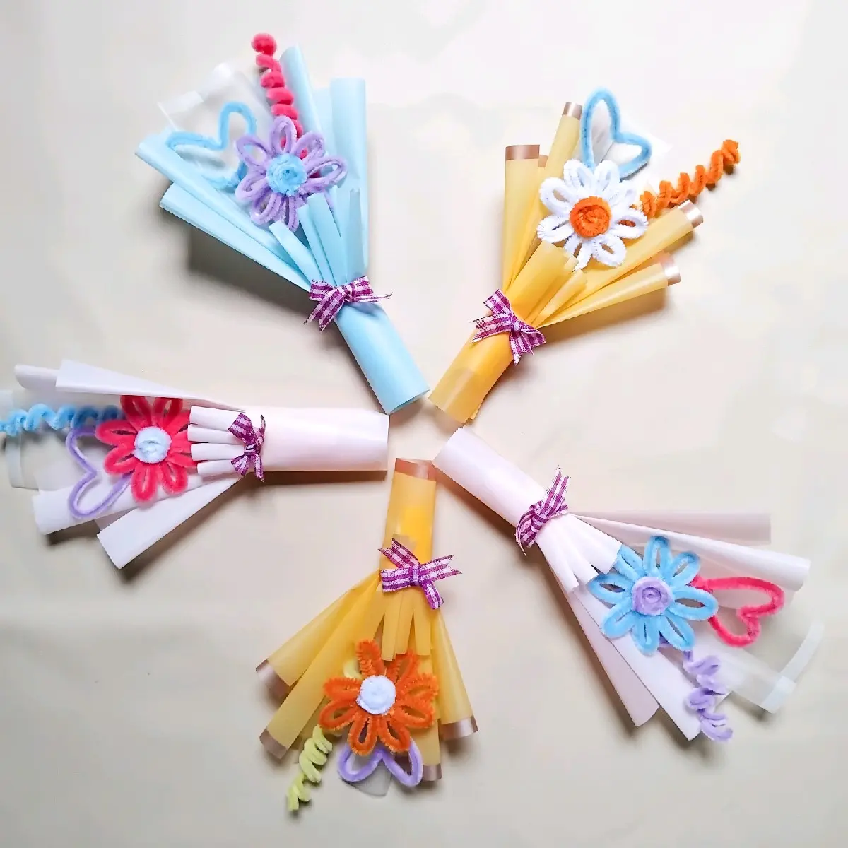 Buket Mini Kawat Bulu/Sunflower Buket/Buket Mini Souvenir/Hampers Buket Kawat Bulu