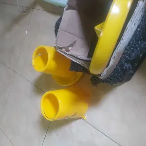 Medion Tempat Ransum Ayam 1 kg