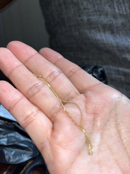 Product Review of 18K Cadena Dainty Bracelet from A**e G** 1