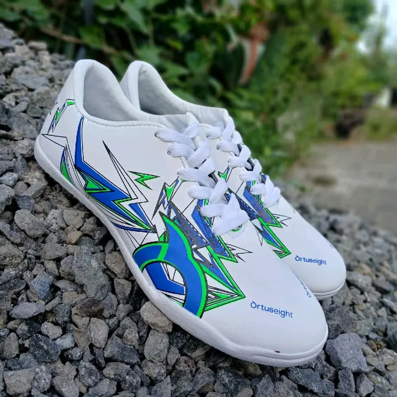 Sepatu Futsal Anak Remaja Ortus Tuhnderclap Putih Biru 2