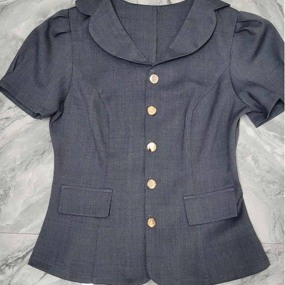  V38 Áo thiết kế nhà may Hậu Yến  chất xước thái có độ co giãn nhẹ thấm hút mồ hôi hạn chế nhăn nhàu 