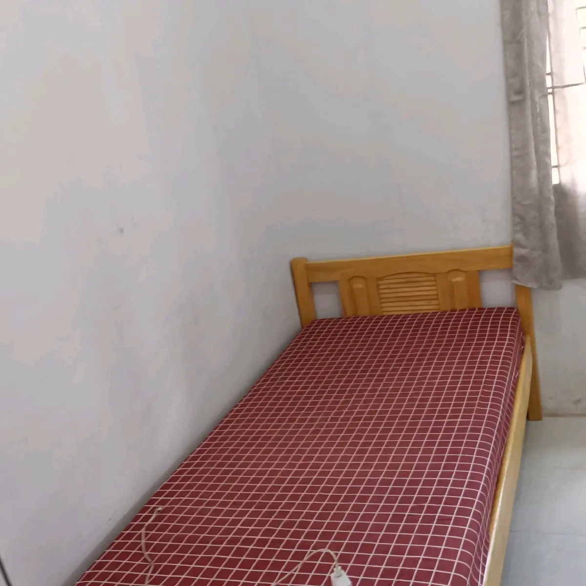 Ranjang Kayu dan Kasur Tilam Busa 3 Kaki 90x190 Furniture