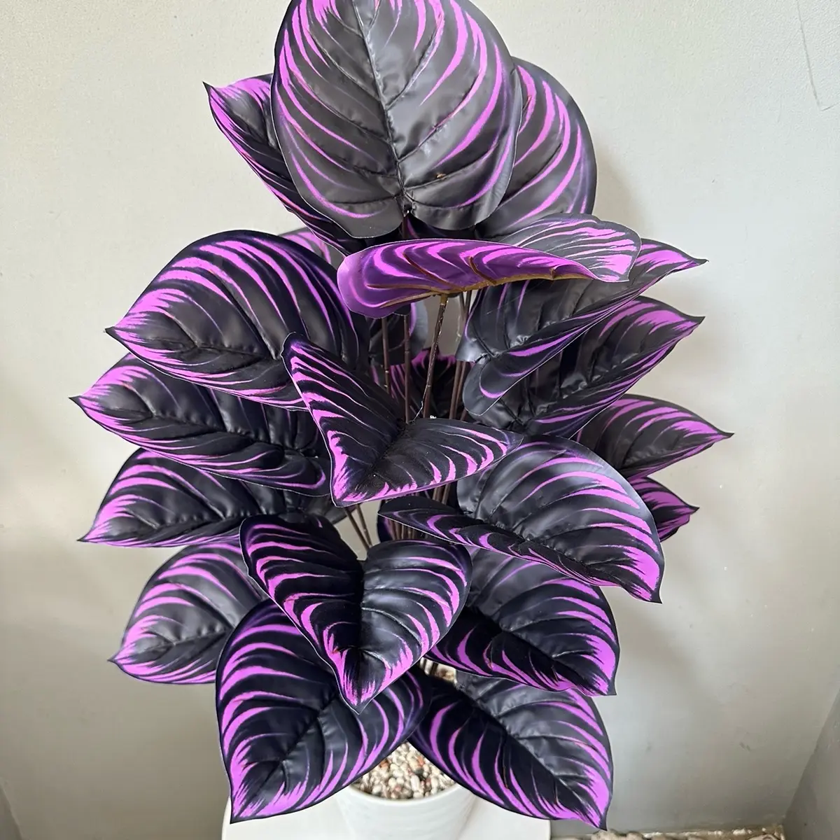 TANAMAN ARTIFICIAL KELADI UNGU UBI 24DAUN 85CM(sudah+pot)