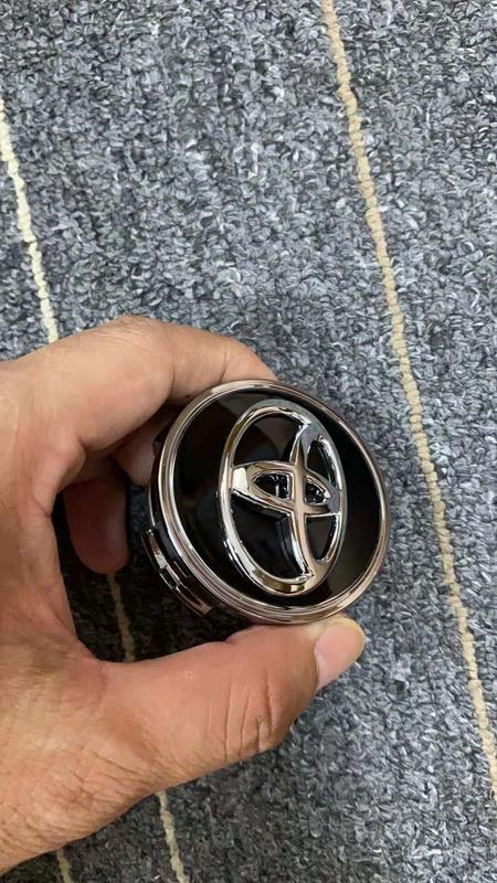Product Introduction of 4 Pieces of 62mm Car Center Caps Suitable for Toyota Corolla, Camry, Innova, Avanza(2016-2021), Estimate, Revo, Highlander, Levin, Reiz, New Rav4 Original Car Center Hub Cap 9