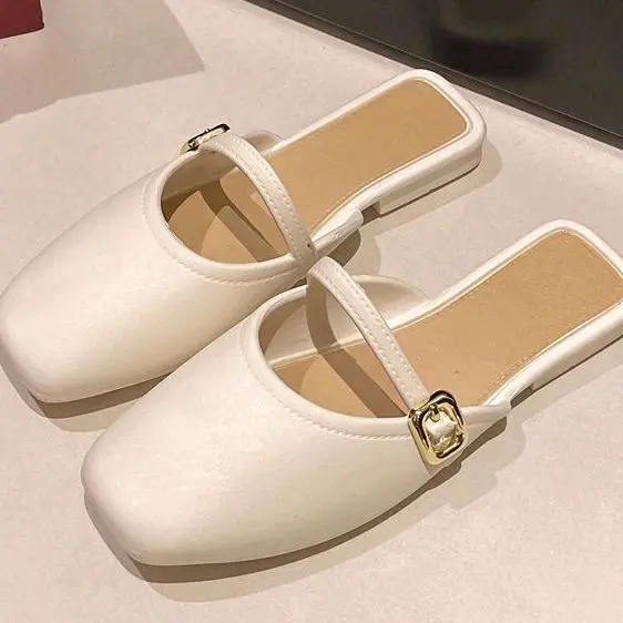 Sandal Wanita Flat Mules – Sandal Elegan dengan Aksen Gold (Size 36-41) 2