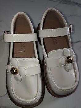 Product Review of Sepatu Loafers Anak Perempuan Glossy Lembut dan Lentur from A**a 0