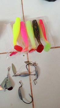 Product Review of Umpan SOFTLURE 8cm isi 6pcs 8cm Bonus Bkk 2/0 3pcs Lure +Propeller from W**g 0