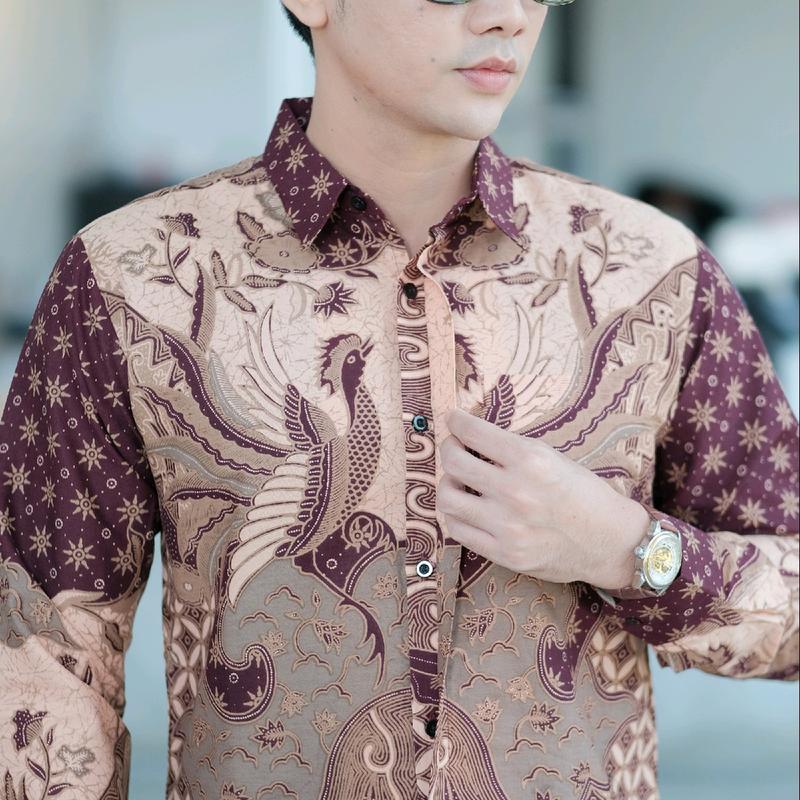 Baju Batik Pria Burgundy Lapis Furing Motif Pangestu Terbaru Katun Halus Solo - Batik Metamorvosa  Slimfit Formal 4