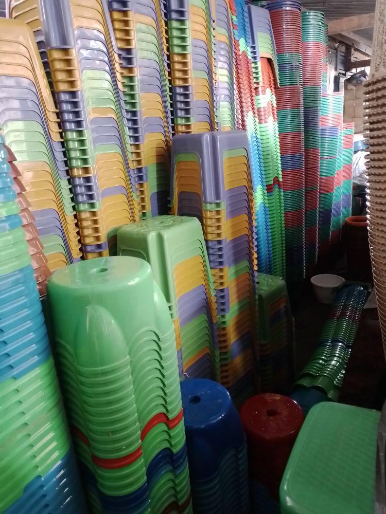 kursi anak / dingklik bahan plastik