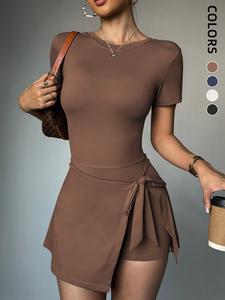 Vestido de tenis deportivo de manga corta para mujer, falda de yoga ajustada anti-exposición, diseño casual sin espalda para gimnasio y actividades al aire libre