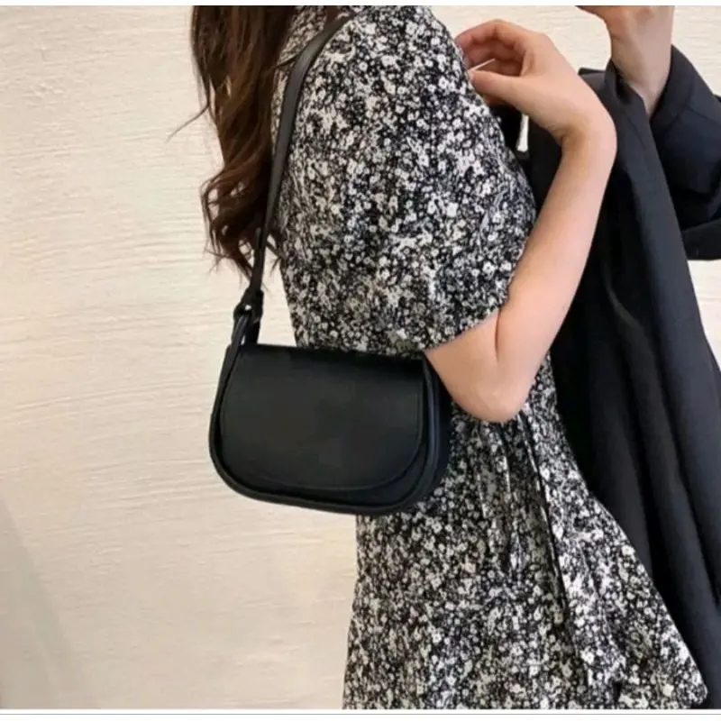 COD ZEA SLING BAG / TAS SLEMPANG BAHU WANITA / TAS MURAH / TAS VIRAL KEKINIAN 1