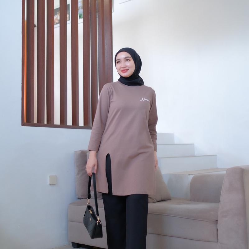 BBC // Terbaru Tunik belah depan Tunik Kaos wanita tangan 7/8 bahan combad 20s Terbaru Muslim Panjang Combed Nyaman Atasan Santai 2