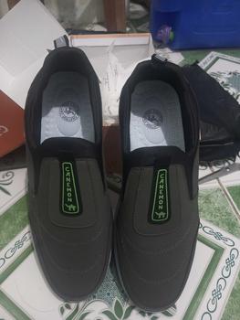 Product Review of [CNA TROP] men's lightweight shoes blend sporty edge with casual charm, all while cradling your feet in comfort. from J**8 0