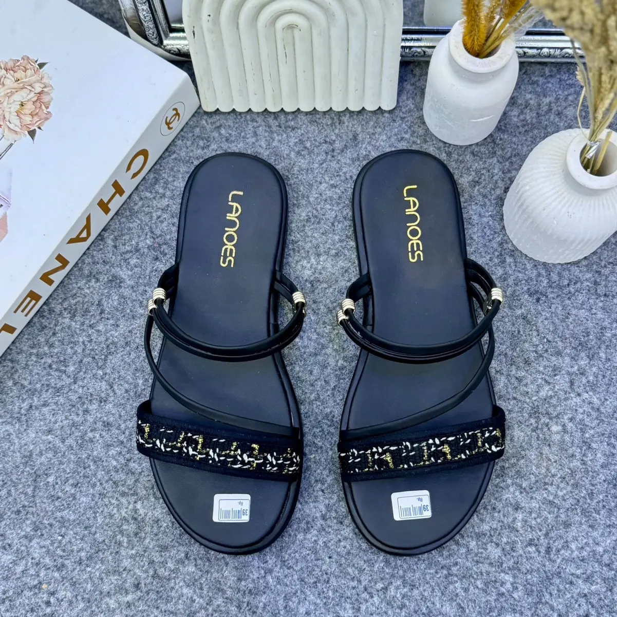 LANOES Sandal Outfit Wanita Elegan Kekinian Terbaru Korean Style Flat