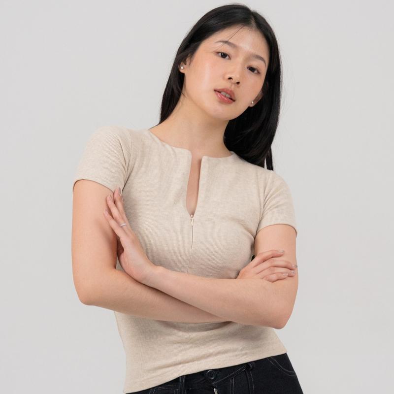 Theresa Top - Atasan Wanita Rib Knit Lengan Pendek Zip Front Short Sleeve 4